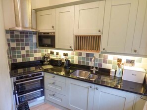 Private kitchen - Brig End, Langthwaite (Richmond)