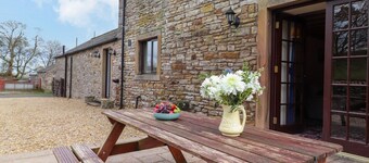 The Stable, Maulds Meaburn