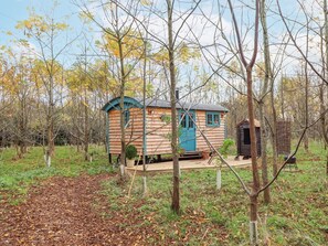Exterior - Catchwater rests in Keal Cotes (Spilsby)