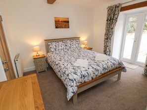 Room - Dairy Cottage, Gatcombe (Newport)