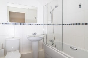 Shower - 1 Eureka Mews, Plawsworth (Chester Le Street)