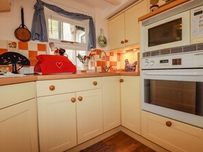 Dishwasher, highchair