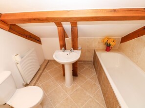 Shower - 2 Fenton Home Farm, Haverfordwest (Haverfordwest)