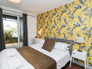 Room - Valley Lodge 37, St Ann's Chapel, Cornwall (Callington)