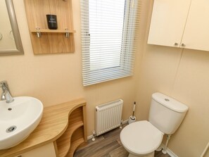 Shower - The Beachhouse, East Wittering (Chichester)
