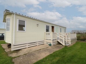 Exterior - Shorething Getaway, Chichester (Chichester)