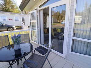 Outdoor dining - 10 Woodlands Way, Longframlington (Morpeth)