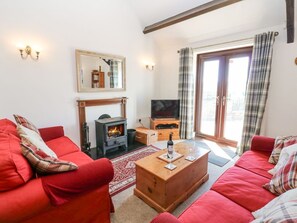 Fireplace - Dale View Cottage: Cozy Retreat (Hexham)