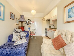 Living area - Clooneavin Apartment 5, Devon (Lynmouth)
