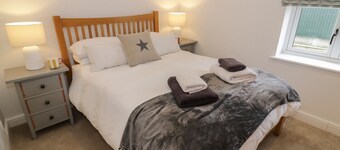 Charming Plum Barn Retreat in Catesby