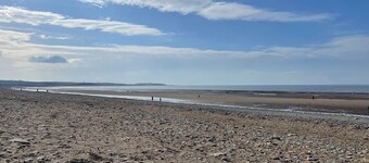 Charming Sun House Retreat in Allonby