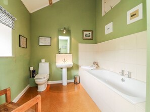 Shower - 1 The Coach House, Yarde (Taunton)