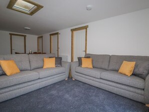 Living area - Stall 2 - The Stables., Summercourt (Truro)