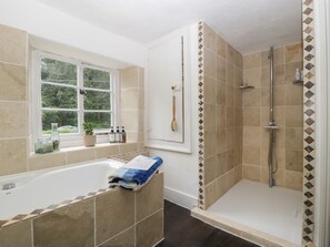 Shower - Danby Lodge, Yorkley, six beds (Lydney)