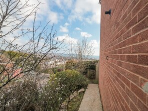 Property grounds - Bay View: A Charming Retreat (Paignton)