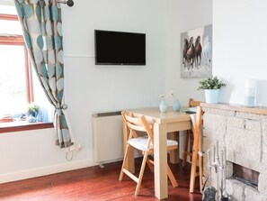 Dining - Flodden Edge Farm Cottage, Milfield (Mindrum)