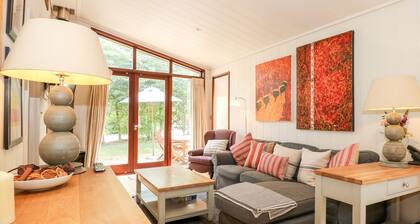 SEATON, woodburner, dog-friendly, Exton