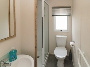 Shower - No30 Elm Rise: Coastal Retreat (Filey)