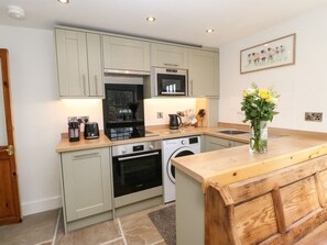 Private kitchen - A D Coach House, Reeth (Richmond)