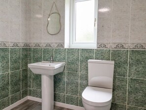 Shower - The Annexe is in Burton Pidsea (Hull)
