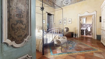 Luksushuoneisto, 2 makuuhuonetta, merinÀköala