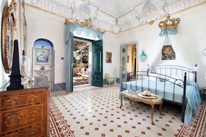 Luxury Apartment, 2 Bedrooms, Sea View