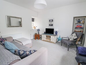 Living area - Anchor Cottage, Hopeman, Moray (Elgin)