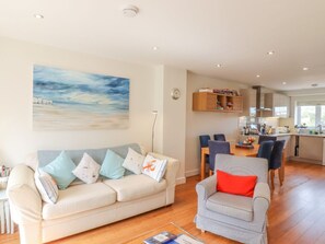 Living area - Kinsale, Broadstairs (Broadstairs)