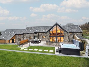 Terrace/patio - Y Côr, Cerrigydrudion (Corwen)