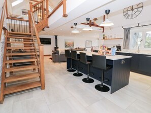 Interior - Y Côr, Cerrigydrudion (Corwen)