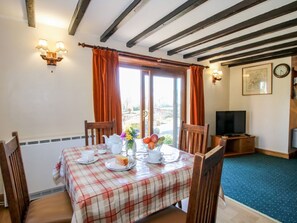 Dining - White Cottage, Cleobury Mortimer (Kidderminster)