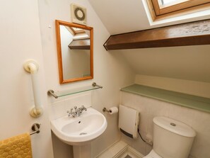 Shower - Corner Cottage, Thornton Dale. (Pickering)