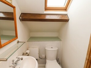 Shower - Corner Cottage, Thornton Dale. (Pickering)