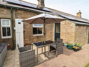 Outdoor dining - Folly View, Eglingham (Alnwick)