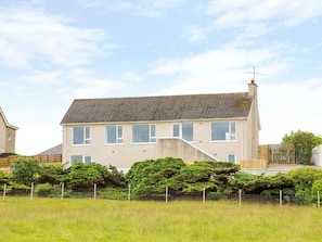 Exterior - Seacoast Cottage, Castlerock (Castlerock)