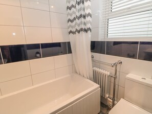 Shower - 58 WESTGATE, parking, WiFi, in Pickering (Pickering)