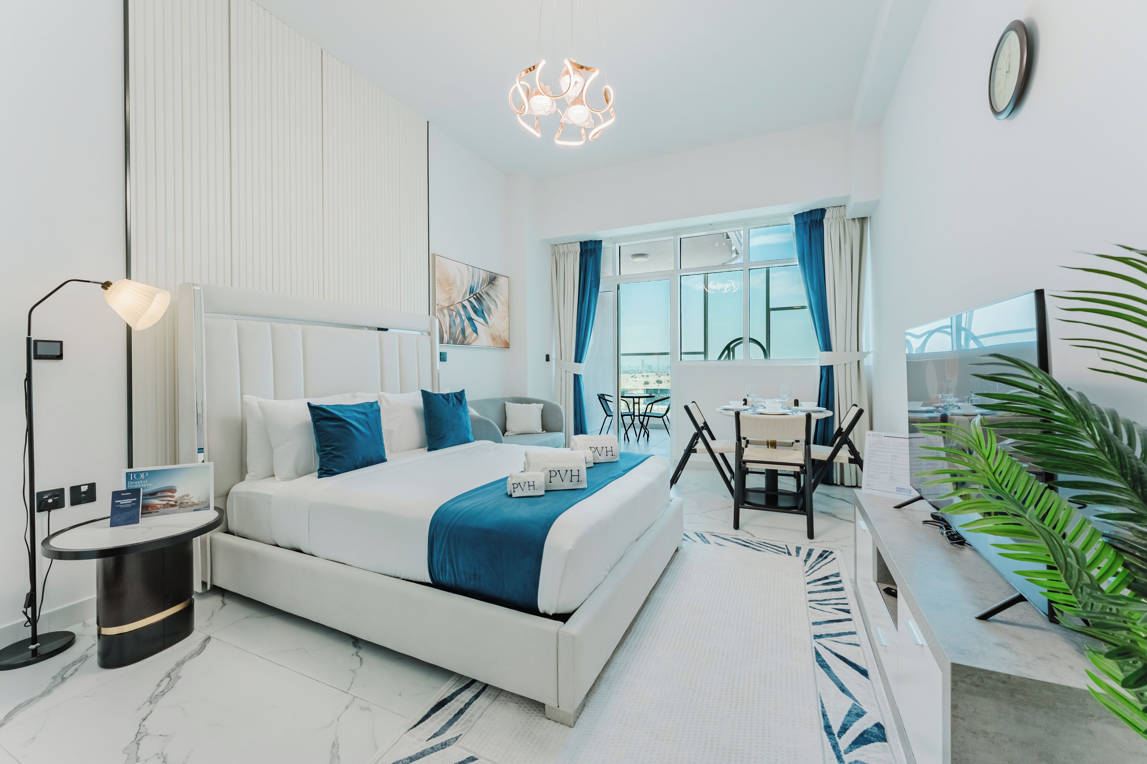 Estudio exclusivo, 1 cama Queen size, alberca privada, vista a la ciudad