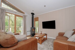 Living area - 2 Streamside, Lanreath (Looe)