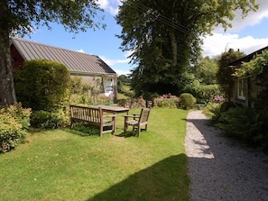 Outdoor dining - Thorn Cottage, Chagford (Chagford)