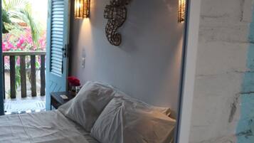 Classic Double Room, Balcony, Garden View