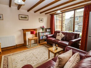 Living area - Midfeather Cottage, Edale (Hope Valley)