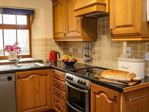 Private kitchen - Midfeather Cottage, Edale (Hope Valley)