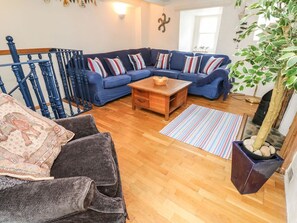 Living area - Labour in Vain, St Ives (St. Ives)