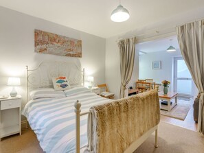 WiFi - Charming Seaside Studio Flat in Ventnor (Ventnor)