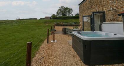 Shires Rest, Sturminster Newton