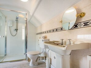 Shower - BRYN RHOSYN, WiFi, Pet-friendly, En-suite, Nefyn (Pwllheli)