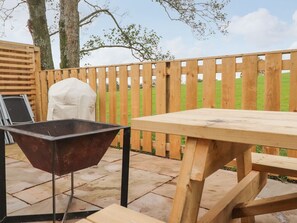 Outdoor dining - Box Tree Escapes, Kirkby Lonsdale (Lancaster)
