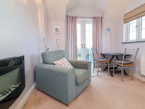 Living area - Atlantic View Apartment, Bude (Bude)