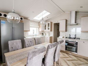 Dishwasher - Denbigh 8, Borth - A Cozy Retreat (Borth)