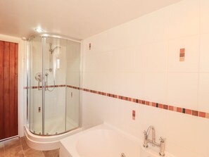 Shower - Horseshoe Cottage, Bolton Low Houses (Wigton)